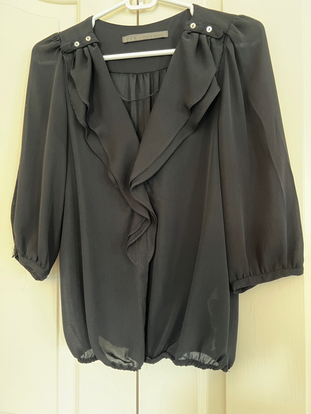Zara Black Ruffle-Front Semi-Sheer Up 3/4 Sleeves Blouse
Size XS